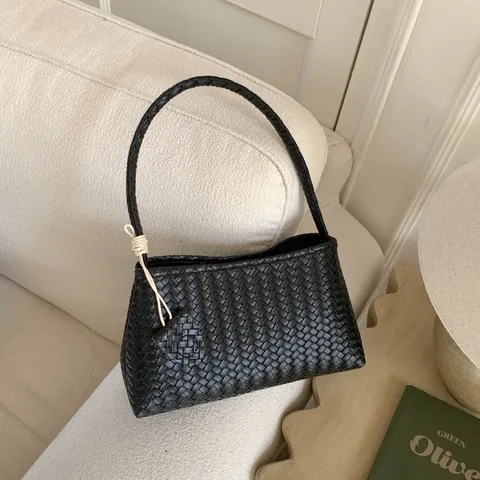Sac Sous le Bras en Cuir PU Tissé Rétro pour Femme Sac à Main Minimaliste Couleur Unie Sac à Épaule Chic Polyvalent