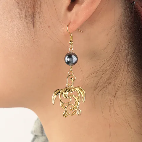 Boucles d'Oreilles Pendantes Tortue de Mer Évidée Style Hawaïen pour Femmes Alliage Plaqué Or Perle Grise Bijoux Vacances Plage Océan