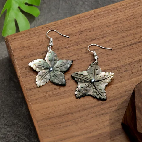 Natuurlijke Zwarte Schelp Zeester Gesneden Oorbellen Voor Vrouwen Bohemien Hawaïaanse Oceaan Stijl Schelp Oor Sieraden Cadeau