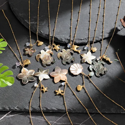 Hawaiian Ocean Natural Mother of Pearl Shell Pendant Necklace Golden Alloy Chain Turtle Dolphin Starfish Double Pendants Beach Jewelry For Women