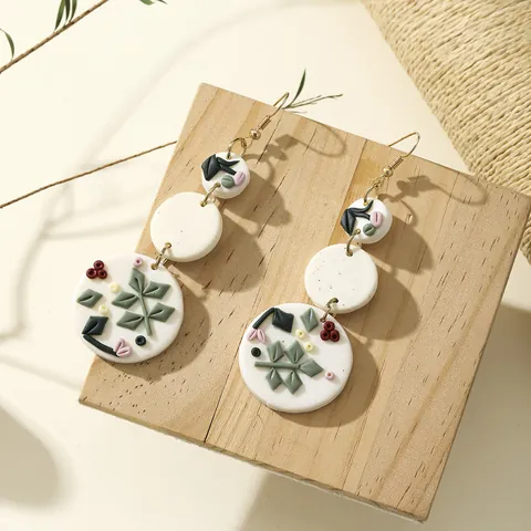 Handmade White Polymer Clay Flower Drop Earrings Botanical Floral Relief Round Dangle Earrings For Women Boho Jewelry