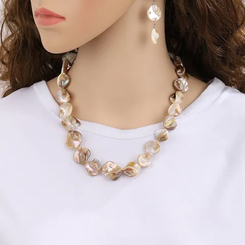 Natural Irregular Polished Shell Necklace Bracelet Earrings Collection Bohemian Vacation Handmade Fashion Jewelry For Women