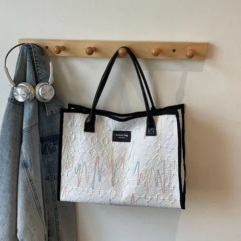 Women Large Capacity Quilted Tote Bag Colorful Wave Embroidery Casual Shoulder Bag Fashion Street Style Mommy Bag For Travel Office