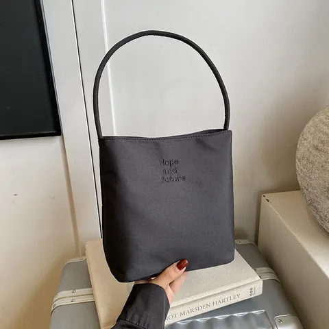 Dames Eenvoudige Oxford Doek Tote Bag Niche Design Okseltas Met Borduurwerk Letterpatroon Mode Schoudertas Voor Dagelijks Gebruik