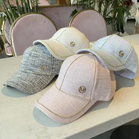 Women's Luxury Tweed Baseball Cap Metal Chain Decor Round M Letter Label Adjustable Fashion Sunshade Outdoor Peaked Hat