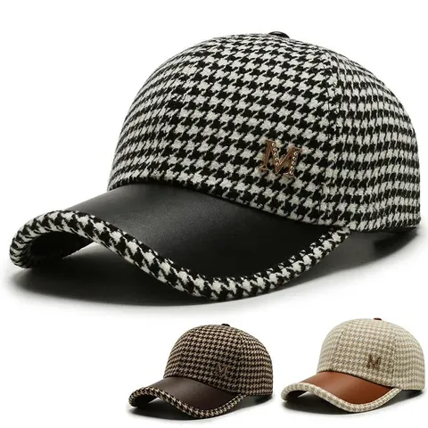 Damen Baseballkappe Mit Hahnentritt-Muster Und PU-Leder-Krempe Metall M-Buchstabe Retro Mode Britischer Stil Herbst Winter Hut