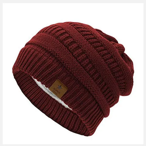 Women's Winter Knit Beanie Hat With Star Leather Patch Warm Fleece Lined Cable Knit Pullover Ski Cap For Outdoor Cold Weather