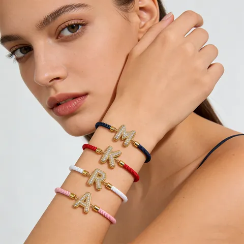 Verstellbares Geflochtenes Kordelarmband Mit Kupfer Mikro-Eingelegten Zirkonia Alphabet Buchstaben A-Z Anhänger Personalisiertes Schmuckgeschenk Für Damen Herren