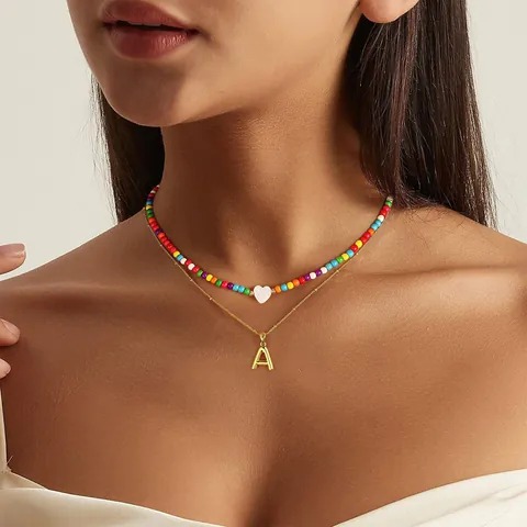 Collar de Colgante de Capas con Letra Inicial 26 Burbuja Oro para Mujer Cadena de Cuentas Coloridas Colgante de Corazón Joyería Estilo Dopamina