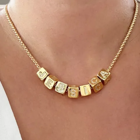 Chic Kupfer Würfel Anhänger Halskette 18K Vergoldet Zirkonia Eingelegt Alphabet Buchstabe Würfel Anhänger Für Damen Herren Schmuck