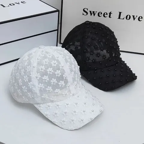 Casquette de Baseball en Dentelle pour Femmes Broderie Florale de Künstliche Perles Ajouré Mesh Respirant Chapeau de Soleil Été Réglable Élégant