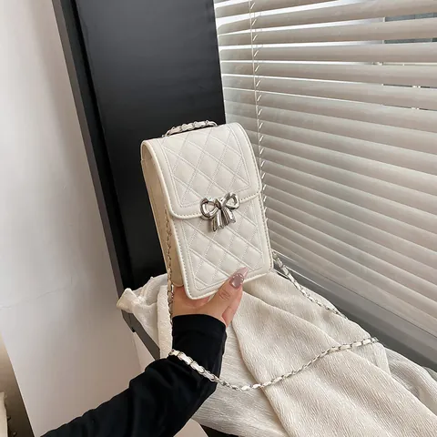 Women Quilted Mini Phone Bag PU Leather Crossbody Bag With Metal Bow Clasp Chain Strap Fashion Small Square Shoulder Bag