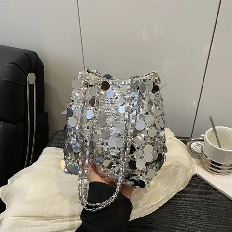Mode Lovertjes Emmer Tas Voor Vrouwen Metalen Ketting Riem Glanzende Metallic Schouder Crossbody Tas Voor Feest Bruiloft Avond
