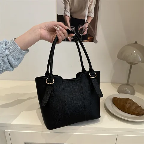 Women's Vintage Litchi Grain PU Leather Bucket Bag Minimalist Tote Shoulder Handbag With Gold Hardware Adjustable Strap