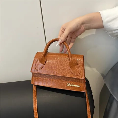 Mini Sac à Main pour Femme Motif Crocodile Cuir PU Petit Sac Carré Bandoulière Avec Bandoulière Réglable Style Élégant