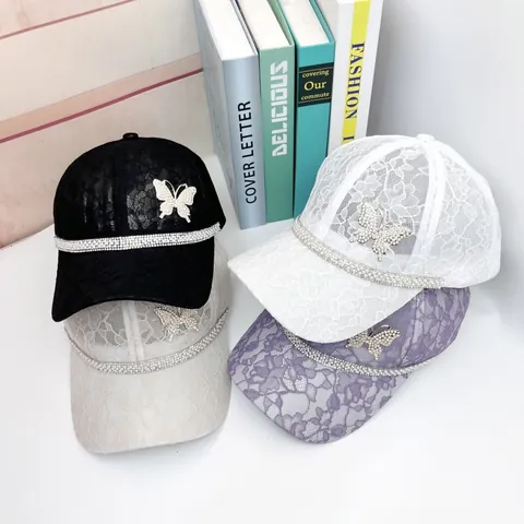 Casquette de Baseball en Dentelle à la Mode pour Femmes Protection Solaire Respirante Papillon en Strass Chapeau en Maille Réglable Casquette Fleurie Ajourée pour l'Été