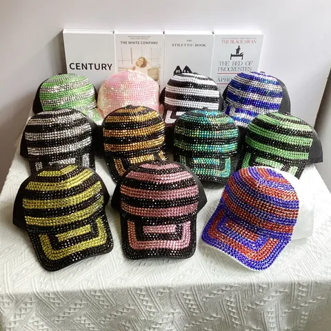 Lussuoso Berretto da Baseball con Strass da Donna in Cotone Mercerizzato con Rete Posteriore a Strisce Geometriche Cappello da Sole Regolabile alla Moda