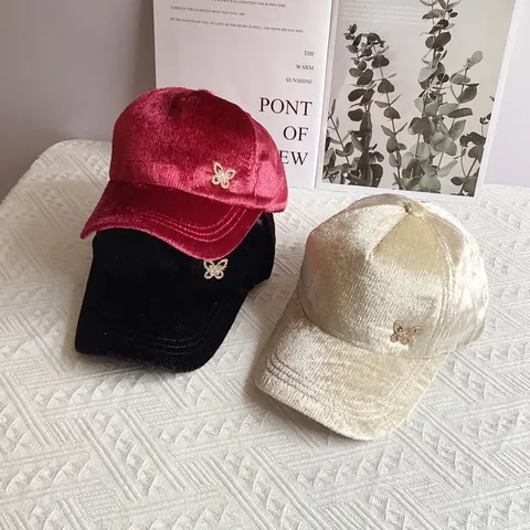 Women Velvet Baseball Cap With Rhinestone Butterfly Decor Gold Silk Texture Adjustable Casual Sun Hat Warm Autumn Winter