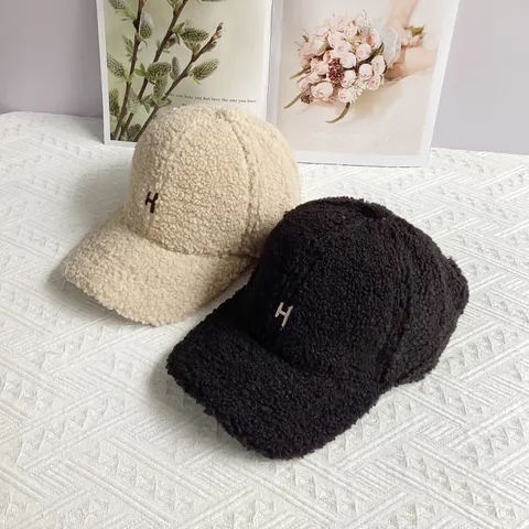 Unisex Lamb Wool Baseball Cap Embroidered Letter H Warm Fuzzy Adjustable Winter Hat For Women Men Outdoor Casual Headwear