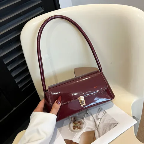 French Vintage Patent Leather Underarm Bag For Women Retro Baguette Handbag With Gold Metal Lock Stylish Solid Color Shoulder Bag