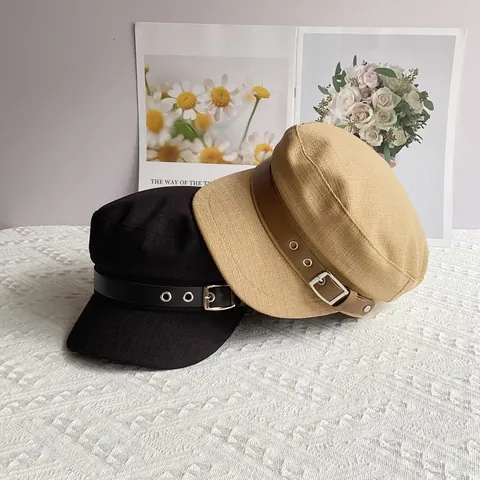 Vintage British Style Cotton Linen Newsboy Hat For Women Simple Flat Top Fiddler Cap Featuring Decorative Leather Belt Buckle