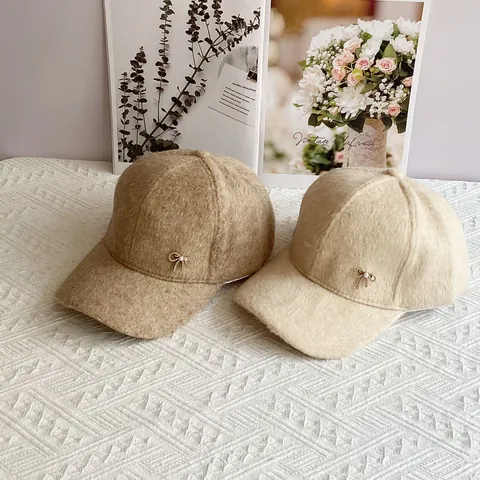 Berretto da Baseball in Pelliccia di Visone Sintetica da Donna Con Fiocco di Künstliche Perle e Strass Cappello alla Moda Regolabile