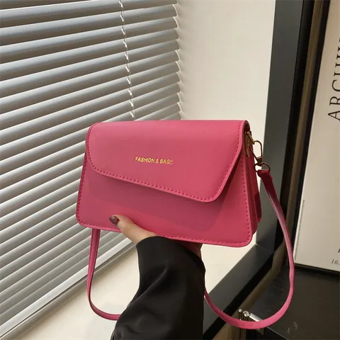 Bolso de Axila de Cuero PU Urbano Minimalista para Mujer con Letras Doradas Bolso de Hombro Cuadrado Bolso Bandolera de Diario