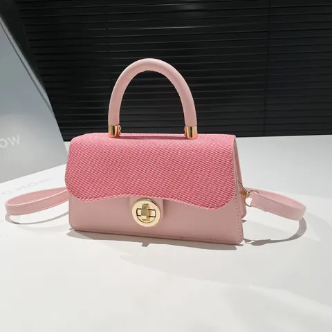 Damen Mode Spleiß PU-Leder Handtasche Texturierte Klappe Kleine Quadratische Umhängetasche Mit Goldenem Drehverschluss Schultertasche