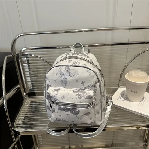 Mochila de Moda Mini para Mujer Cuero de PU Estampado de Mariposa Bolso de Hombro Pequeño Versátil Diario Plata Rosa