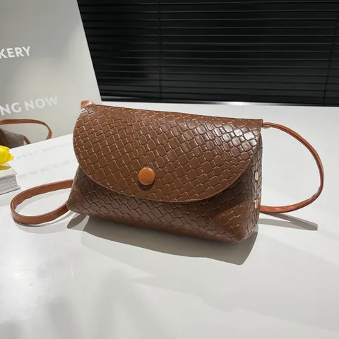 Bolso de Bandolera a la Moda para Mujer de Cuero PU con Textura Tejida Bolso Cuadrado Pequeño con Solapa y Hebilla Redonda Bolso de Mano Casual Diario