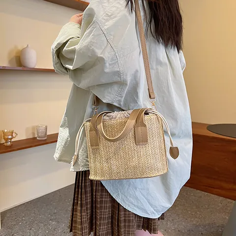 Women Straw Handwoven Tote Bag With PU Leather Handle And Drawstring Inner Pouch Summer Vacation Crossbody Shoulder Bag