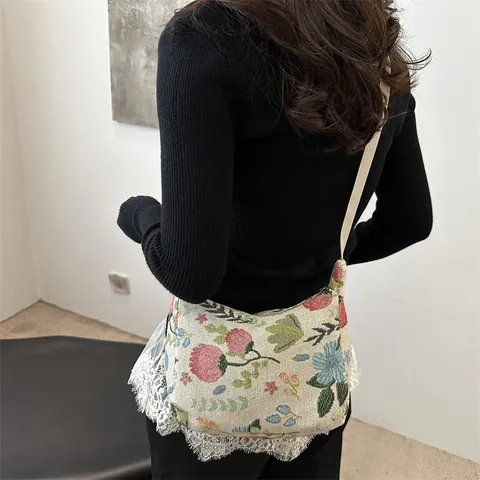 Vintage Floral Jacquard Shoulder Bag Large Capacity Women Tote Bag For Commuting Adjustable Strap Hobo Purse Floral Canvas Bag