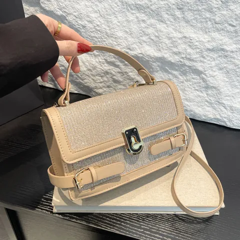 Borsa a Tracolla Piccola Quadrata da Donna con Paillettes Scintillanti Elegante Borsa a Mano in Pelle PU Con Chiusura in Metallo