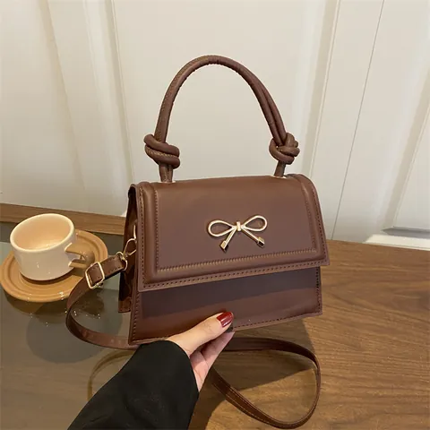 Bolso de Hombro de Cuero PU para Mujer con Lazo de Metal Dorado Asa con Nudo Correa Ajustable Bolso Bandolera Pequeño