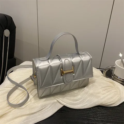Bolso Bandolera Acolchado para Mujer en Cuero PU con Hebilla de Metal en H Bolso Cuadrado Pequeño Moda Urbana