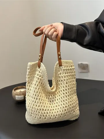 Women's Casual Hand-Woven Hollow Tote Bag Large Capacity Cotton Rope Shoulder Bag With PU Leather Handle Rivets For Summer Beach Vacation