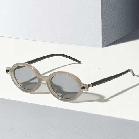 Occhiali da Sole Retrò Montatura Ovale Piccola Con Decorazione a Rivetto Montatura in PC Lenti AC Protezione UV400 per Uomo Donna