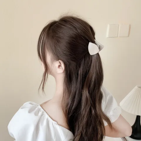 Linda Pinza de Pelo de Triángulo con Orejas de Gato Nacarado Brillante Shark Clip Pequeña Horquilla para Niñas Mujer Accesorios de Peinado
