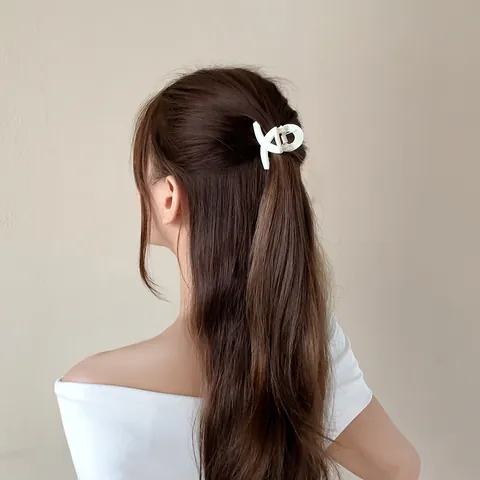 Pinzas para el Pelo Mate Color Morandi Para Mujeres Niñas Pequeña Pinza de Tiburón de Acrílico Diseño Minimalista Cruz Accesorio Pelo
