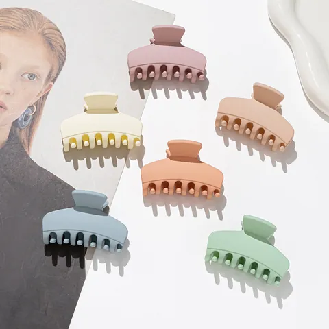 Minimalist Matte Acrylic Hair Claw Clip Small Shark Hairpin For Kids Women Elegant Hair Accessories Solid Color Hair Grip