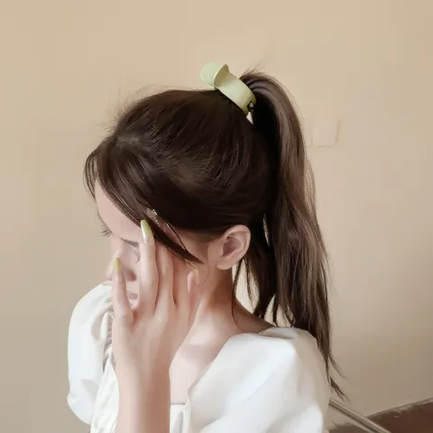 Pequeñas Pinzas para el Cabello de Resina para Mujeres Niños Pinzas de Tiburón Minimalistas Color Macarrón Soporte para Coleta Accesorios para el Cabello