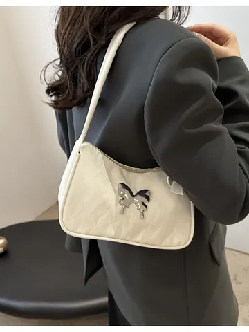 Borsa Sottobraccio Pieghettata Y2K da Donna Con Farfalla in Metallo Argento Estate Tendenza Borsa a Tracolla Versatile