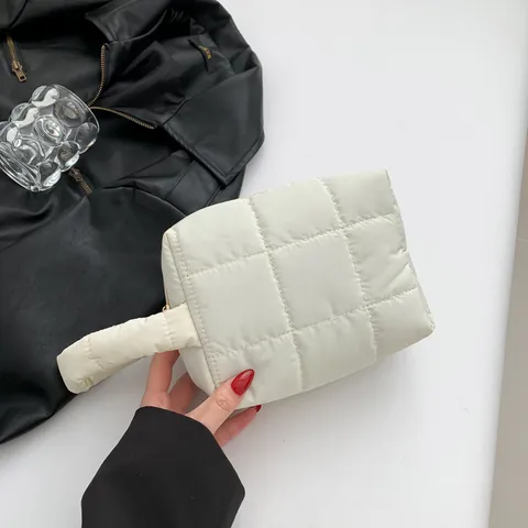 Women Quilted Puffer Clutch Bag Minimalist Nylon Grid Handheld Makeup Storage Bag For Travel Daily Casual Fashion Accessory