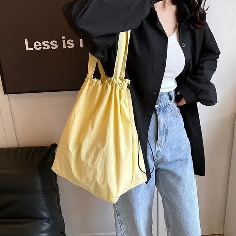 Bolso Tote de Nailon de Gran Capacidad para Mujer con Cordón Minimalista Color Sólido Ligero Plegable Bolso de Hombro Viaje