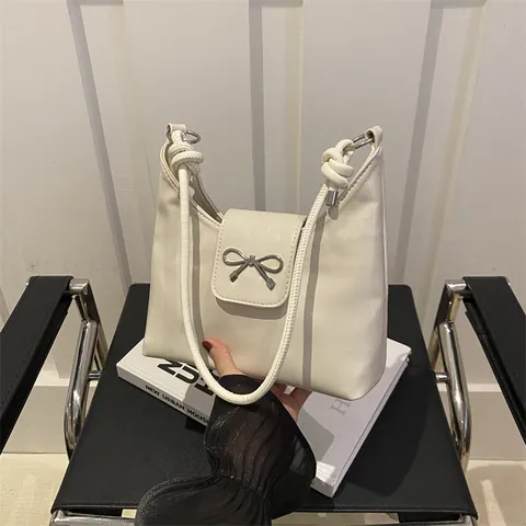 Dames Mode PU Leer Underarm Schoudertas Met Strik Decoratie Stedelijke Eenvoudige Stijl Crossbody Emmer Tas Dagelijks Veelzijdig