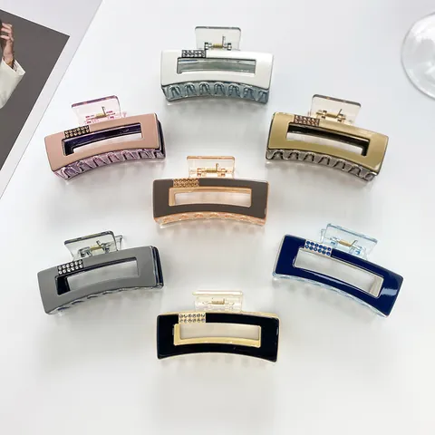 Modern Rhinestone Hair Claw Clip Large Rectangular Hollow Acrylic Hair Catch Barrette Fashion Styling Hair Accessory Women