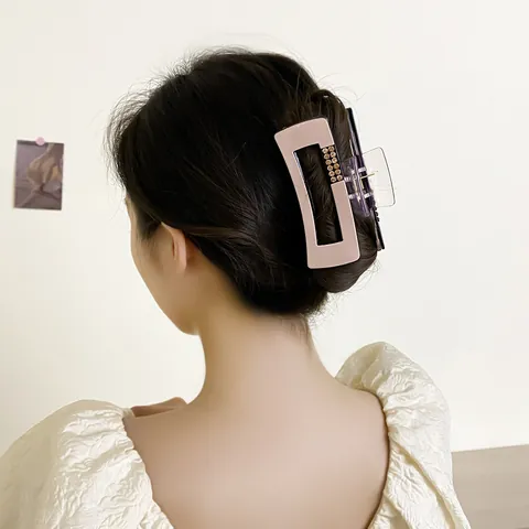 Modern Rhinestone Hair Claw Clip Large Rectangular Hollow Acrylic Hair Catch Barrette Fashion Styling Hair Accessory Women