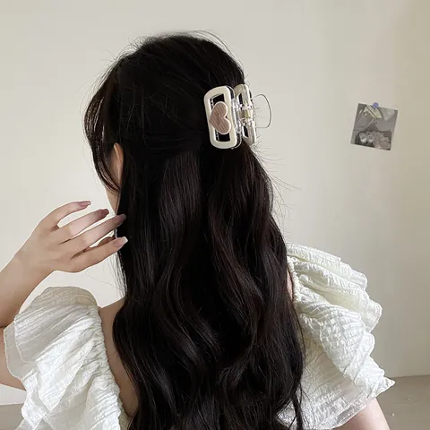Mode Herz Quadratische Haarklammer Für Damen Mädchen Buchstaben Design Acryl Minimalistische Haarnadel Kopfschmuck Zubehör