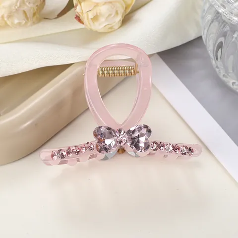 Elegant Jelly Acrylic Heart Rhinestone Hair Claw Clip For Women Fashion Bow Shark Clip Strong Grip Daily Hair Accessories 7cm