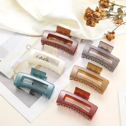 Elegant Square Hair Claw Clips For Women Large Rectangle Hollow Matte PC Plastic Hair Clamp Non-slip Styling Hair Accessories